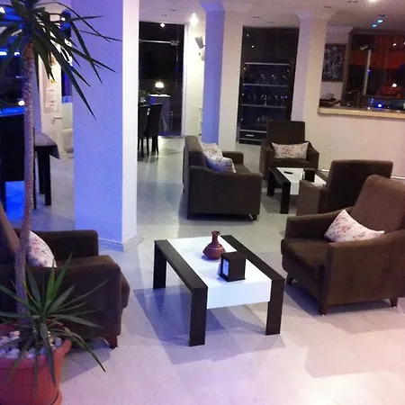 Hotel My Way