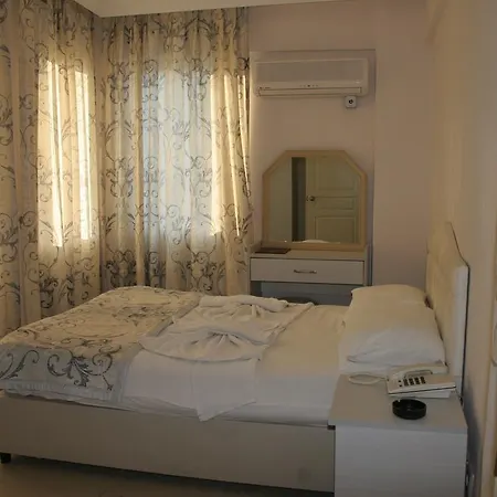 Hotel My Way 2*